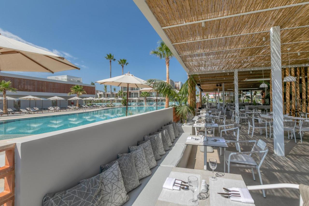 Utopia Blu Hotel Tigkaki  Bagian luar foto