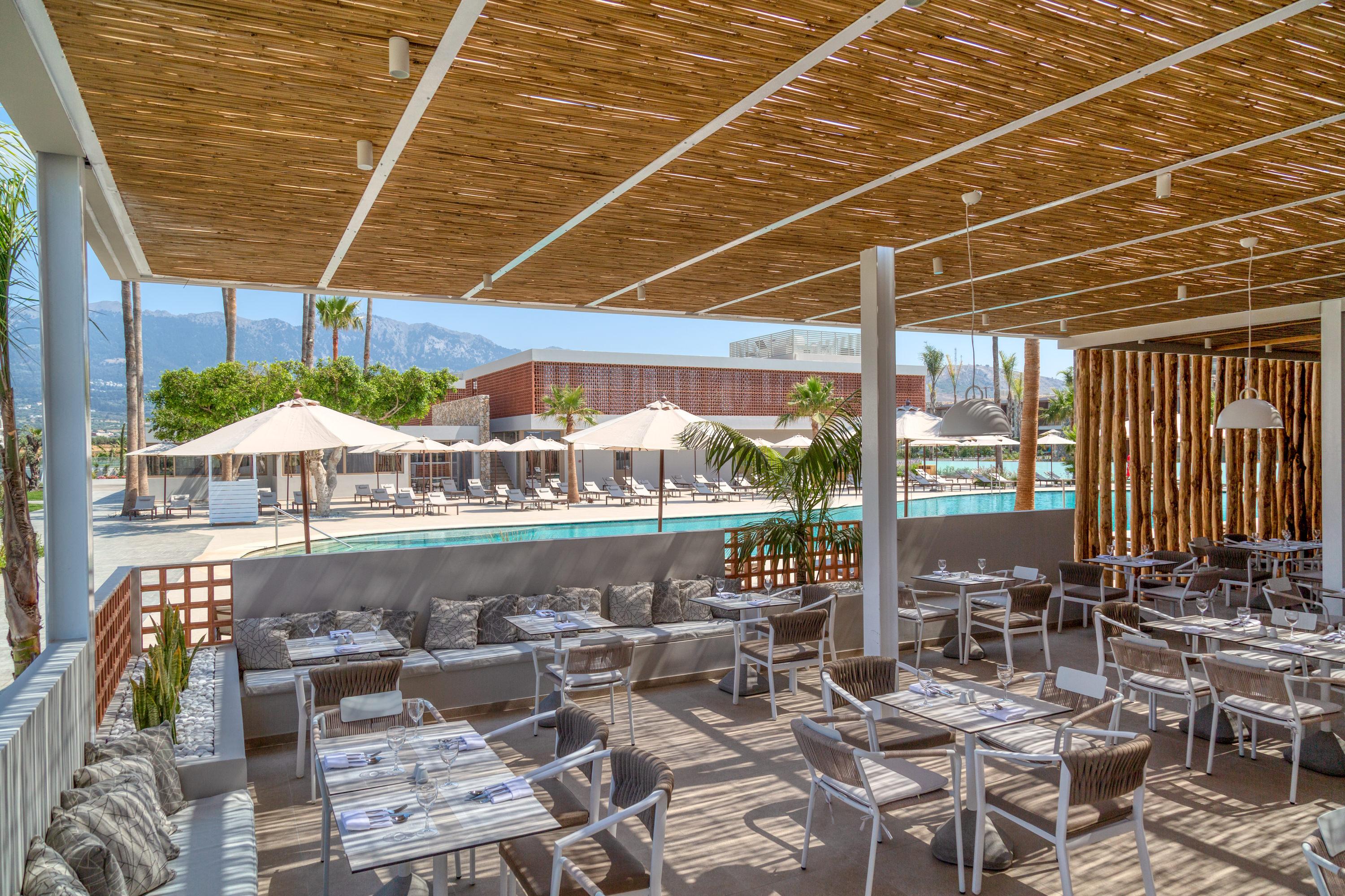 Utopia Blu Hotel Tigkaki  Bagian luar foto
