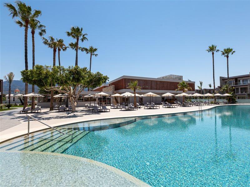 Utopia Blu Hotel Tigkaki  Bagian luar foto