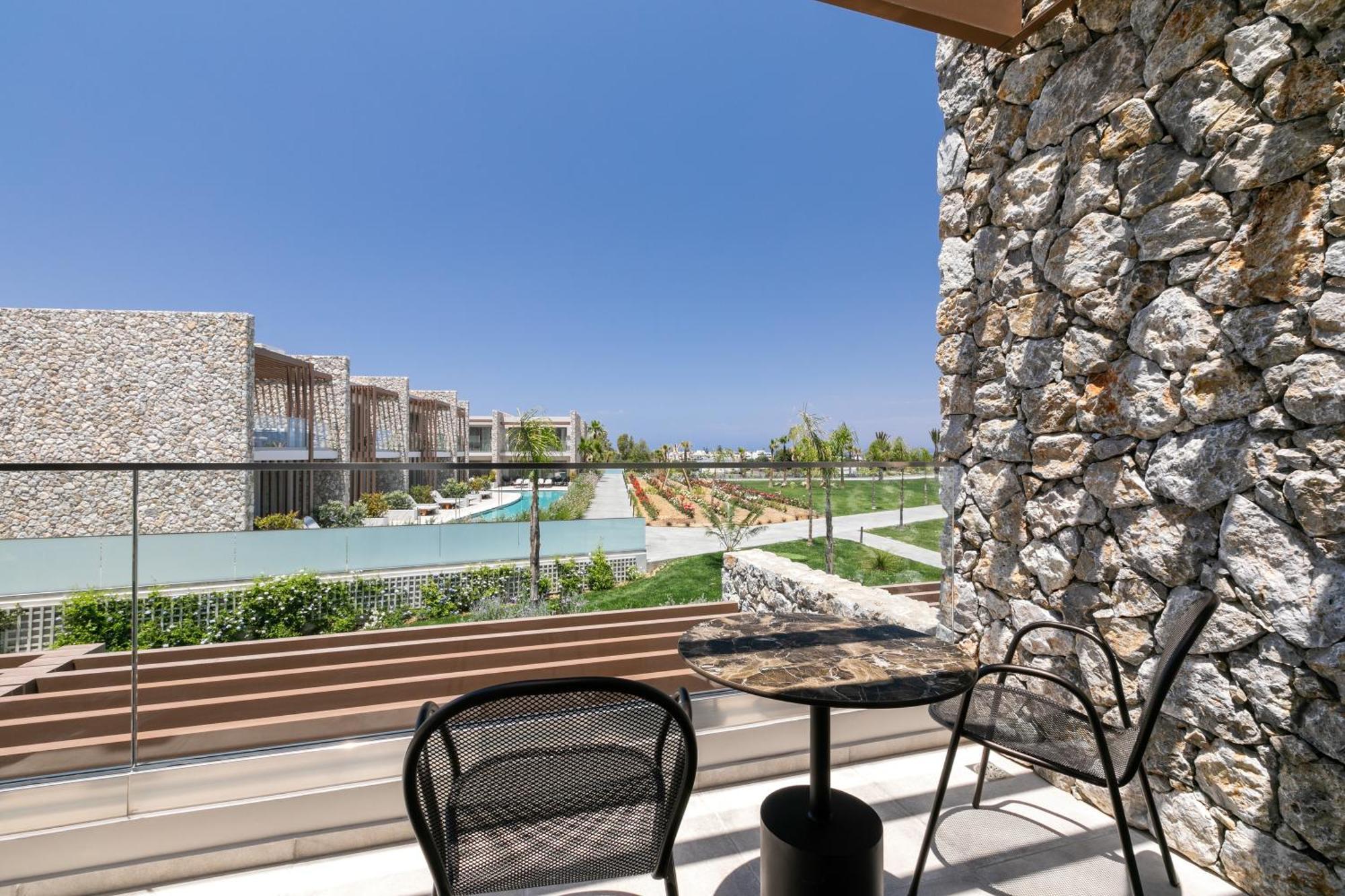 Utopia Blu Hotel Tigkaki  Bagian luar foto